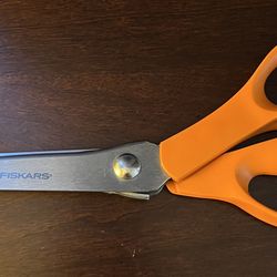Fiskars 9” Pinking Shears Scissors Zig Zag Stainless Steel Orange Handle