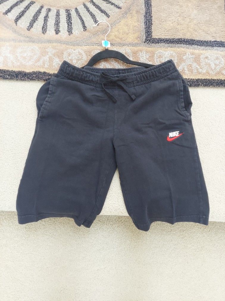 Nike Shorts Small