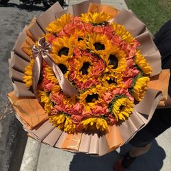 Sunflower And Rose Mix Bouquet Ramo Buchon 