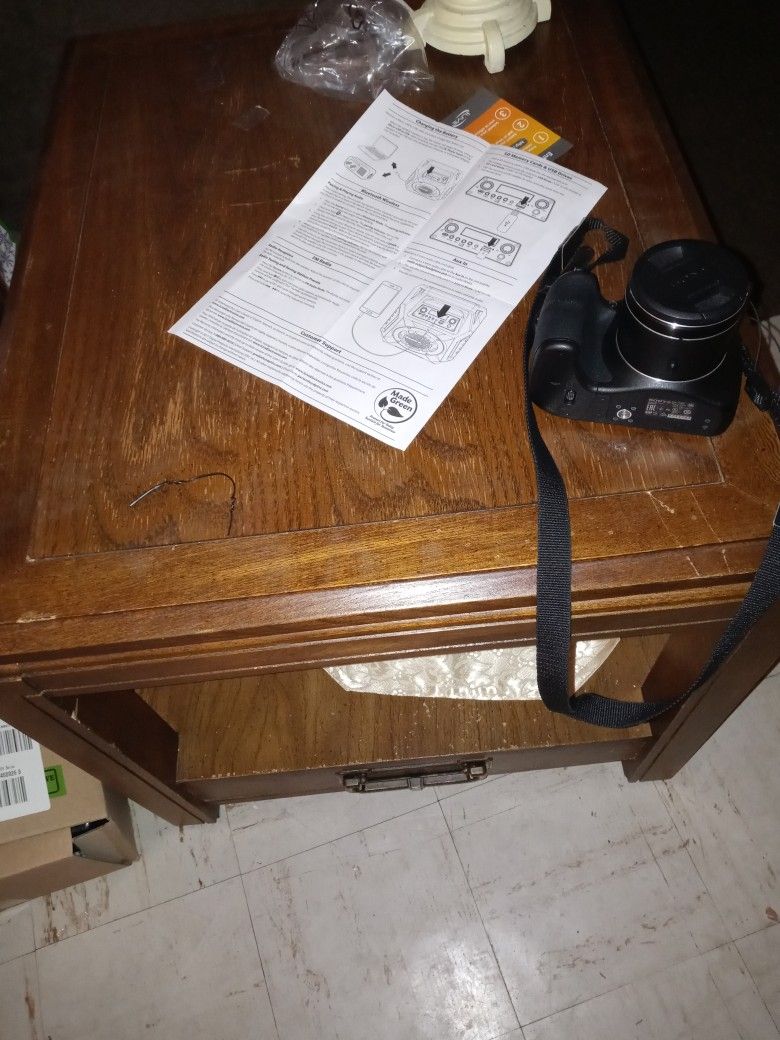 2 End Tables