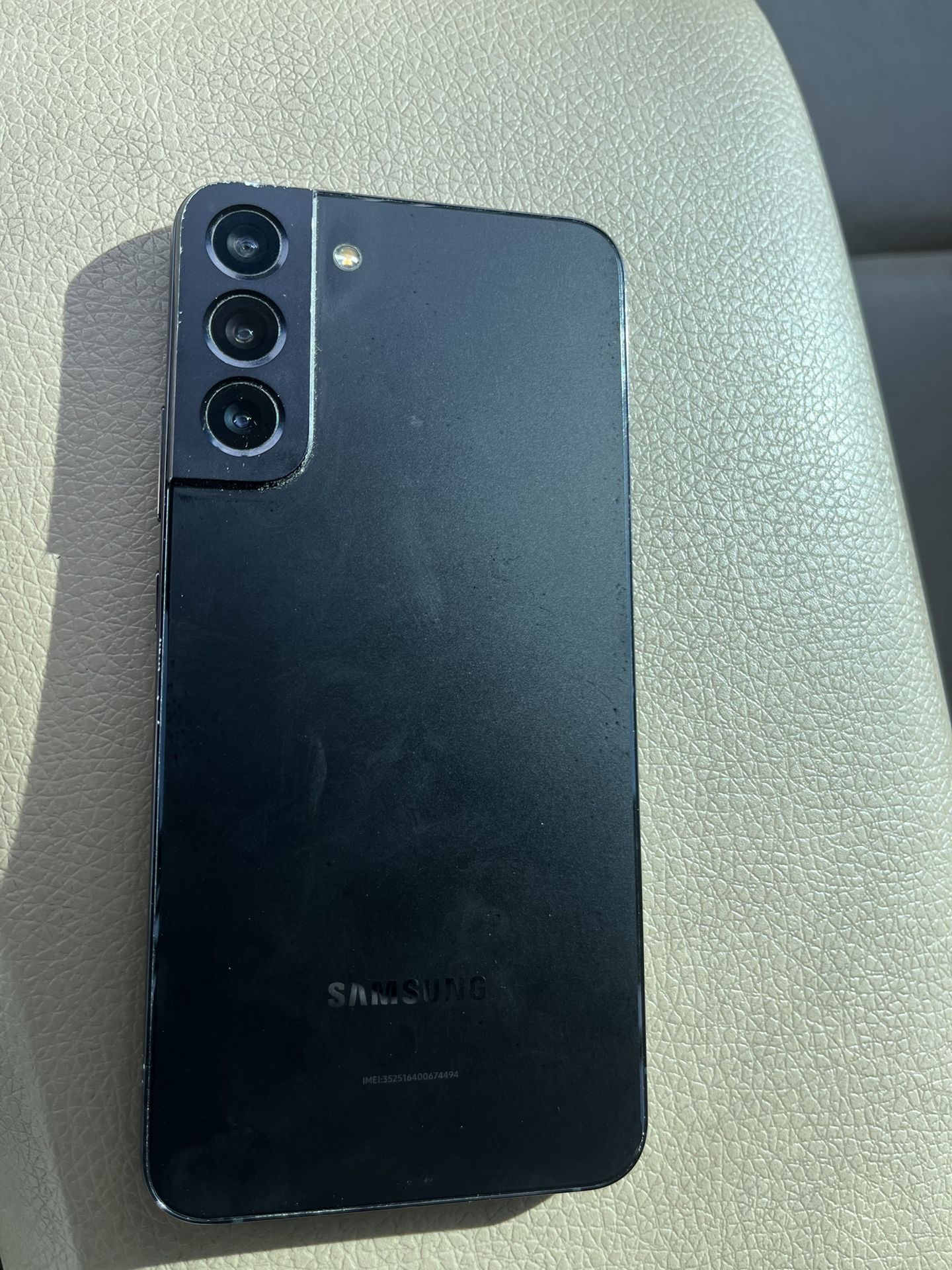 Samsung S22 plus (Fully Unlocked)