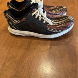 Woman’s Ariat Sneakers 
