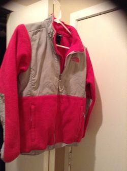 North face girls jacket (size14-16)
