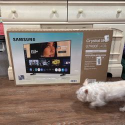 NEW Samsung 43 inch UHD U7900F 2025 TV 