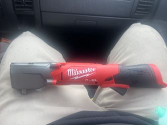 Milwaukee 3/8 right angle impact wrench