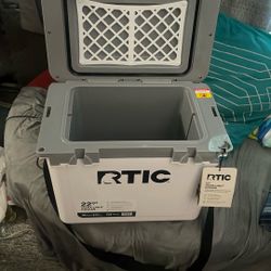 Rtic Ultra Light Cooler