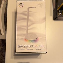 Razer Base Station V2 Chroma Headset Stand/Hub