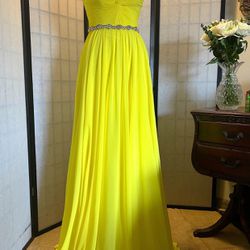 Yellow Gown 
