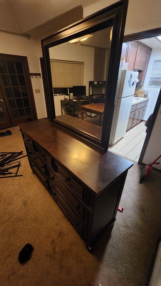 Dresser With Bolt On Mirror