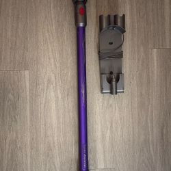 Dyson Charger & Attachment
