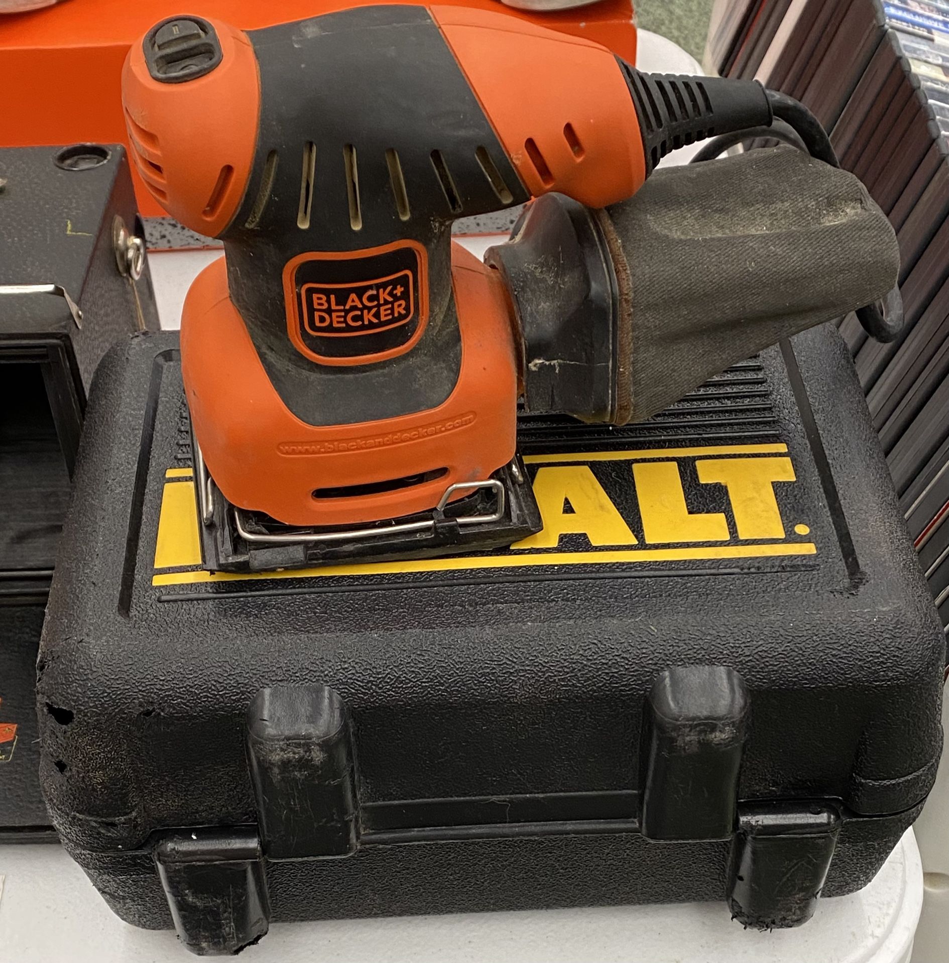 Black & Decker Palm Finishing Sander FS540 (READ DESC)