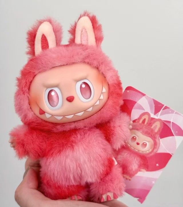 POP MART THE MONSTERS Vinyl Plush Pendant Labubu3.0 Front High Energy Series - Love