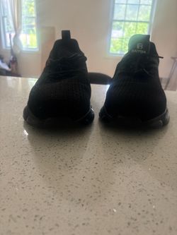 Baiyijia Black Knit Sneakers