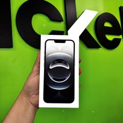 iPhone 16e 🎉🎉🎉