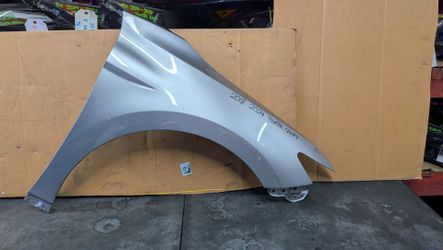 2018-2019-2020-2021-2022-2023-2024 TOYOTA CAMRY RIGHT FENDER OEM USED #11516