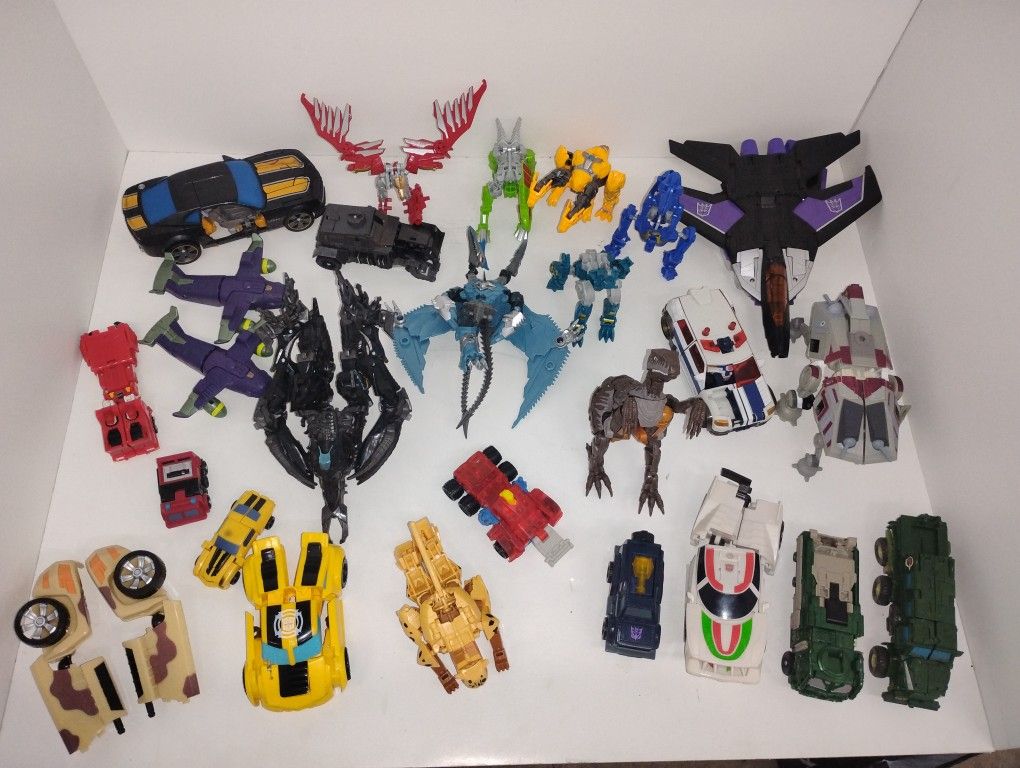 Large Transformers Parts And Partial Figures Lot