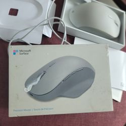 SURFACE MOUSE MADEL 1818