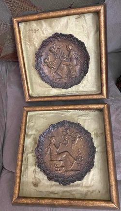 PAREJA DE CUADROS ANTIGUO DE MADERA Y BRONCE