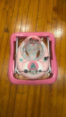 Minnie Mouse Walker