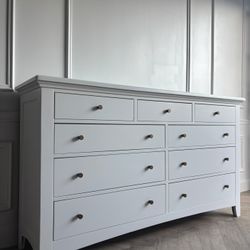 Dresser/White Dresser/Solid Wood/ Credenza/Buffet/Sideboard/Coastal/Console Table/TV Stand/Modern