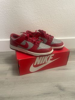 Nike dunks Unlv 10.5