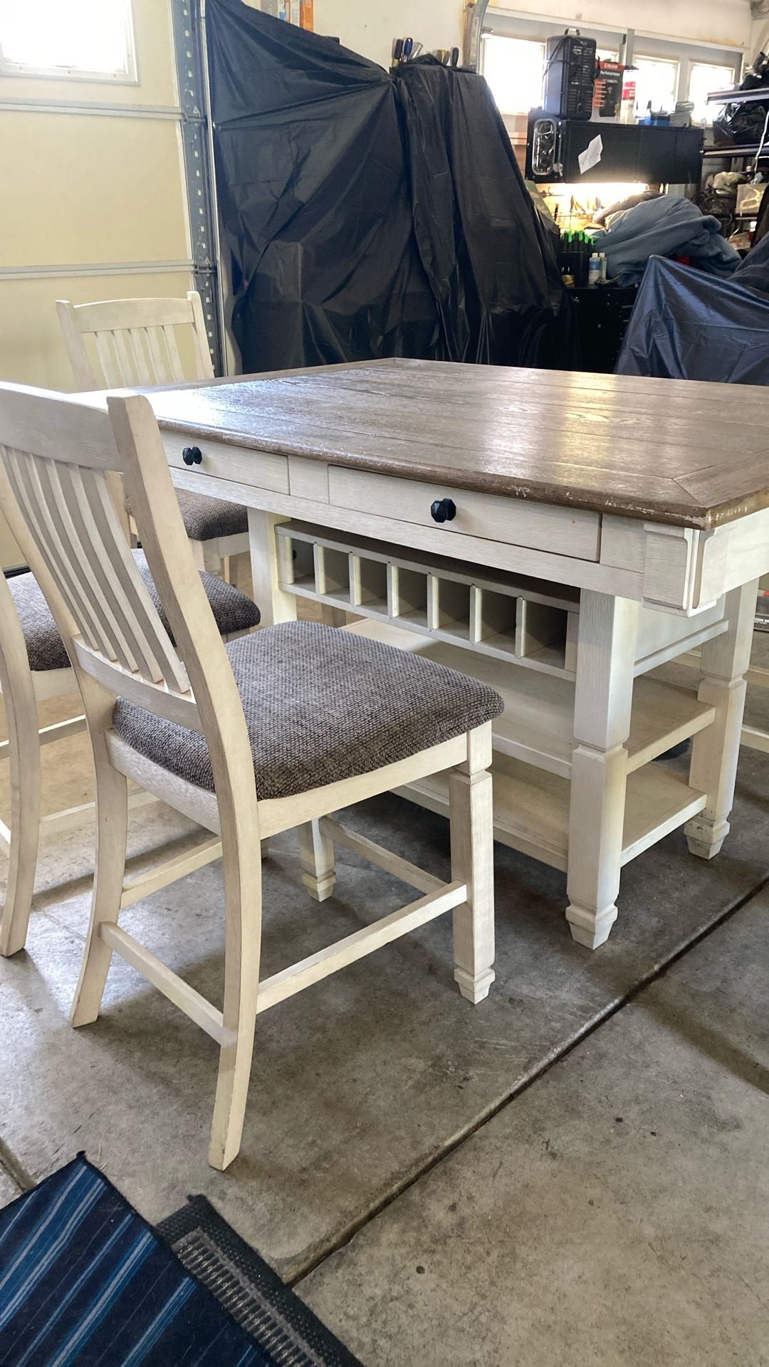Kitchen Table Fits 6 People With Wine Rackople