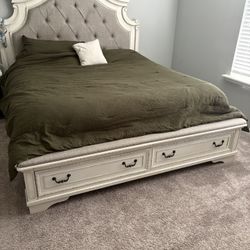 King Size Bedroom Set