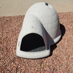 Indigo Dog Bed/ Dog House (For Small To Medium Dogs)