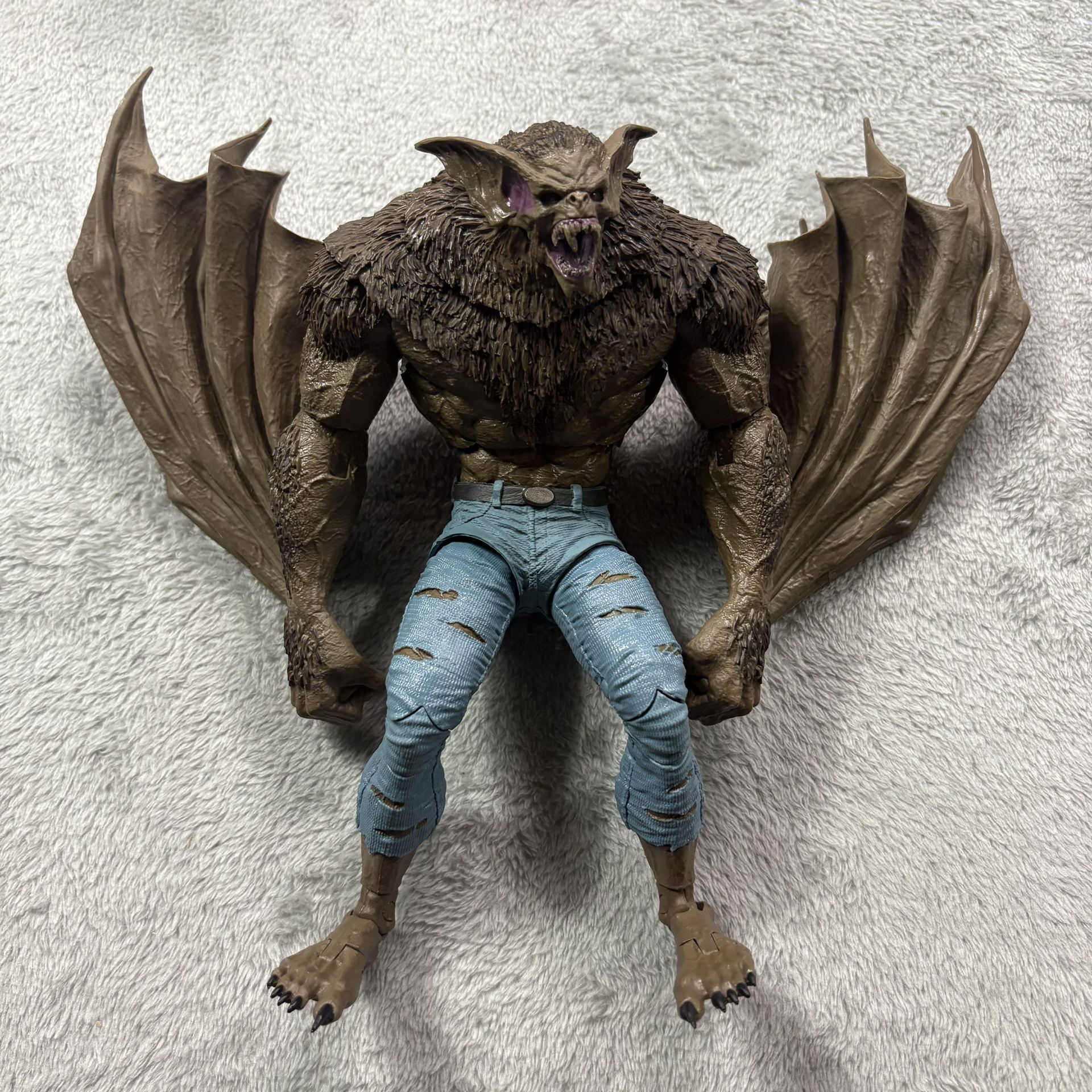 McFarlane Dc Multiverse Man Bat Mega Fig 7” Scale Figure
