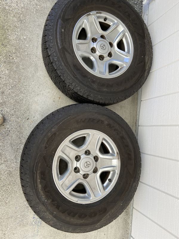 2000 Toyota 4Runner wheels and tires for Sale in Puyallup, WA OfferUp