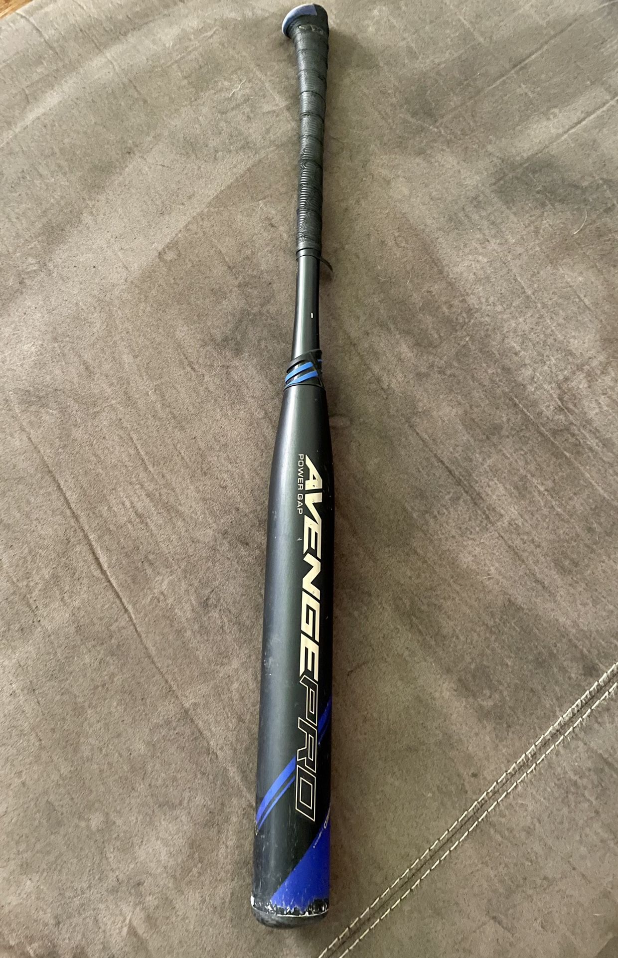 2022 Avenge Pro Axe Bat