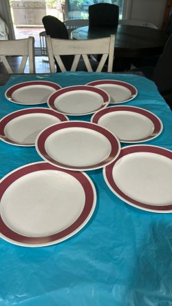 Corelle 8 pieces Dinner plates