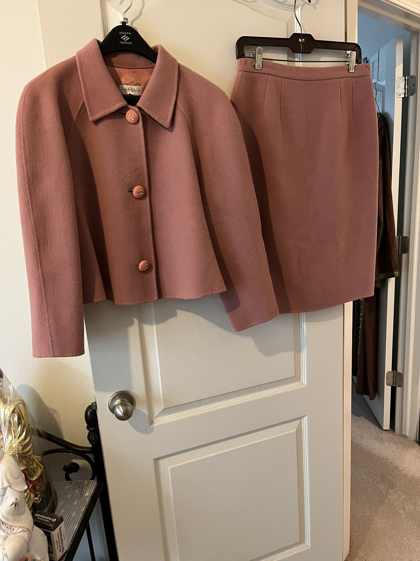 Brand New Set Of Skirt And Jacket . (Lsize) Long 25 Inch, Waist30-31 Inch 