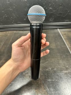 Shure Wireless Beta 58a Handheld Microphone Transmitter