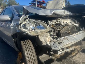 Parting out 2008 Toyota Yaris