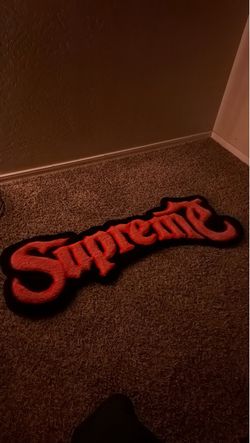 Supreme rug