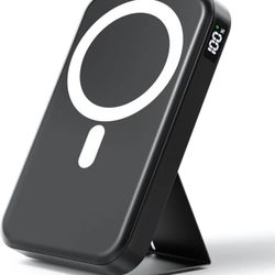 Magnetic Portable Charger, 10000mAh Power Bank Compatible with MagSafe, 20W Fast Chargin