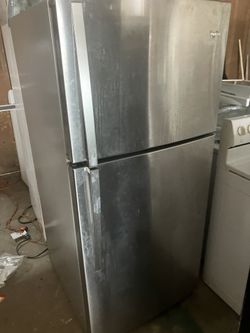 Stainless Steel Set Stove And Refrigerator 