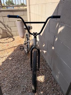 Men’s BMX Bike - NEEDS PICKUP TODAY