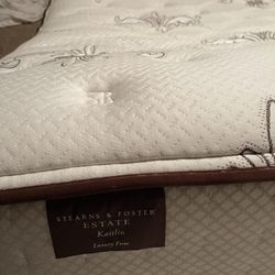 Stearns & Foster CA King Luxury Firm Marttress (Like New)