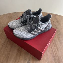 Grey Adidas ULTRABOOST M 11.5