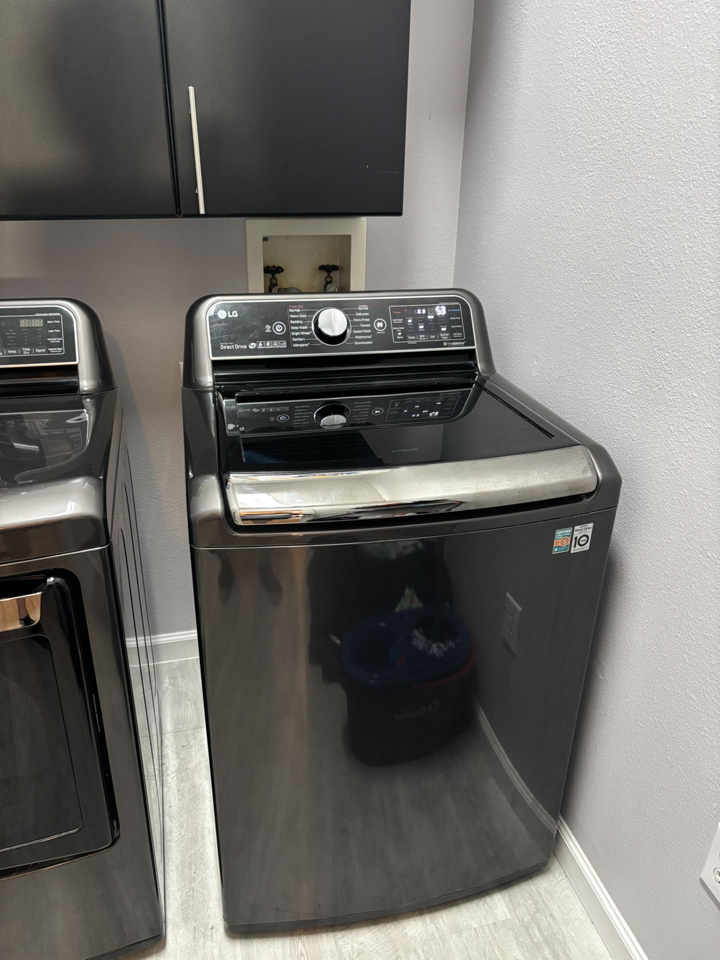 LG Washer And Dryer 