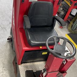 Ride On Floor Scrubber