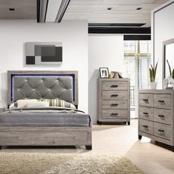 Bedroom Set Available !! 5 Pieces 