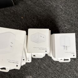 Apple Chargers  USB Ports 