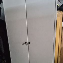 Free Dresser