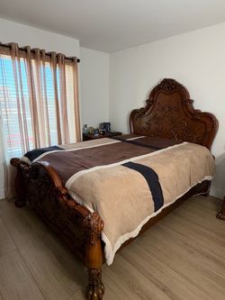 Bedroom Furniture Set