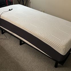 Twin XL Adjustable Bed W/ Memory Foam Mattress 