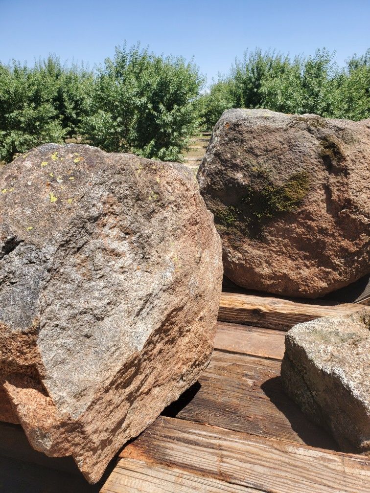 Landscape Rock/Boulders New Inventory