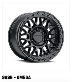 17" RACELINE WHEELS TIRES 265 70 17 TACOMA 4RUNNER 2024 - 2026 (25 OFFSET
